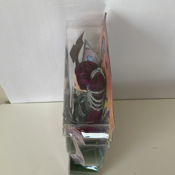 Ever After High Raven Queen Dragon Games Doll- NEW! RARE!!! - Picture 3 of 7